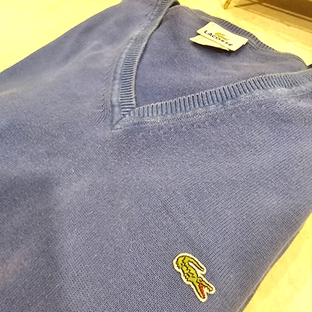 LACOSTE Men's V-neck Long Sleeve Sweater